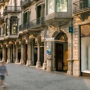 ホテル Paseo De Gracia Hotel, Sonder By Marriott Bonvoy, バルセロナ